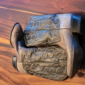 Vintage Tony Lama Grey Teju Lizard Cowboy Boot
